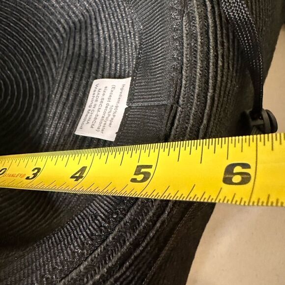 Black floppy sun hat - Picture 5 of 6